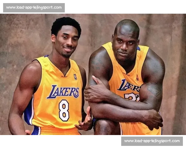 科比的内线艺术:师从奥拉朱旺的脚步精髓 科比的内线艺术:师从奥拉朱旺的脚步精髓