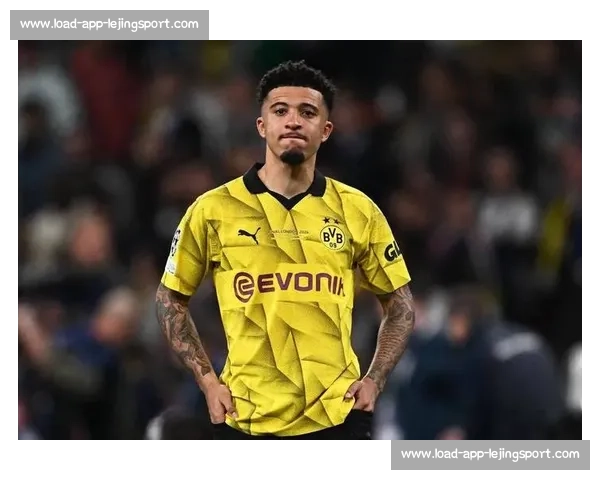 曼联急售桑乔！那不勒斯、米兰、维拉加入争夺，高薪成最大障碍